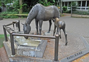 Wickrather-Pferdebrunnen_Foto-KATZ