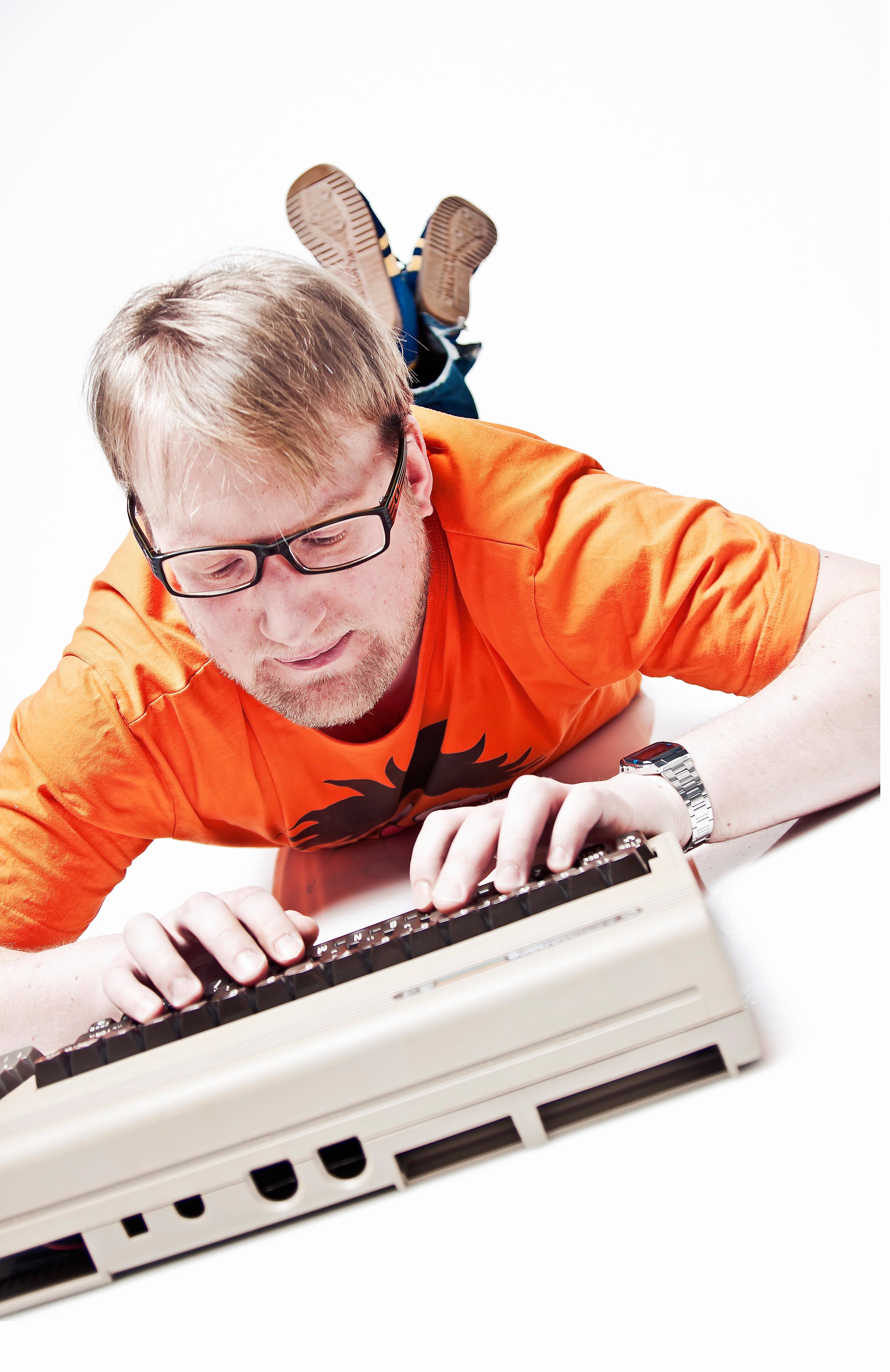 Jens Heinrich Claassen: Frauen an den Nerd