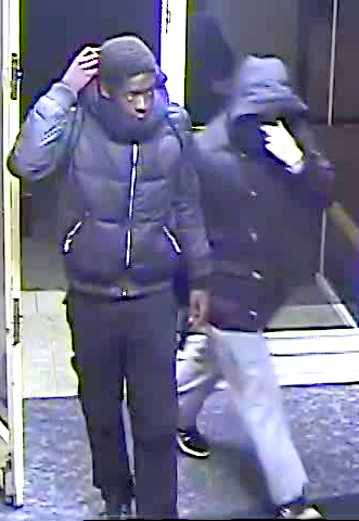 Polizei fahndet mit Foto aus Überwachungskamera nach Spielhallenräubern