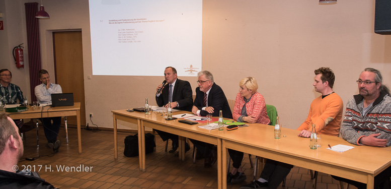 Initiativen gegen Fluglärm hoffen auf einen Dialog mit CDU-Verkehrsminister Hendrik Wüst