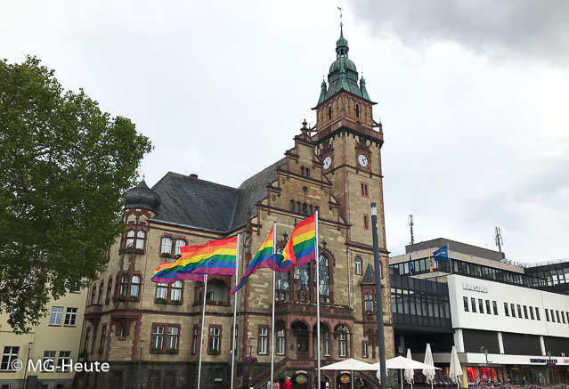 Peinliche Entscheidung der GroKo im Stadtrat gegen Toleranz-Signal