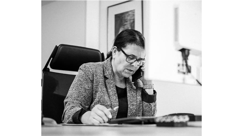 Gülistan Yüksel lädt zur Telefonsprechstunde
