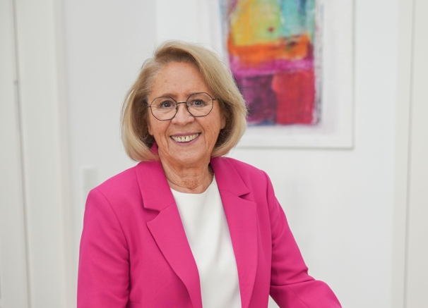 Monika Bartsch wird Ehrenoberbürgermeisterin