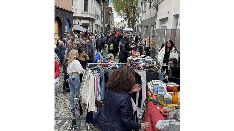 Altstadt-Trödel in Mönchengladbach am 27. April 2025