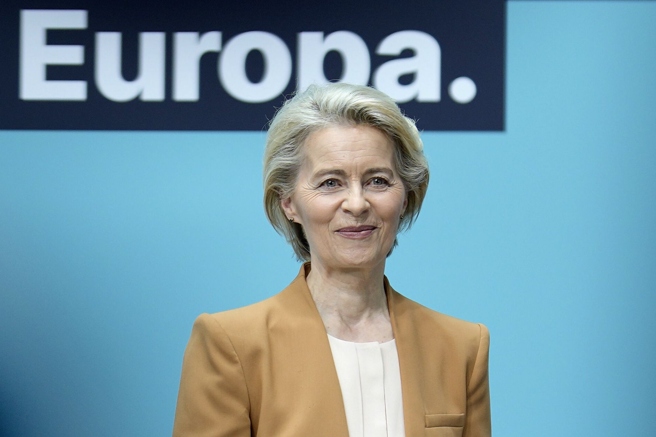 Der Karlspreis 2025 geht an die Präsidentin der Europäischen Kommission Dr. Ursula von der Leyen