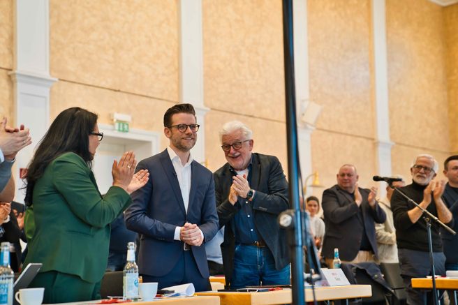 Felix Heinrichs tritt mit einem starken SPD Team zur Kommunalwahl an