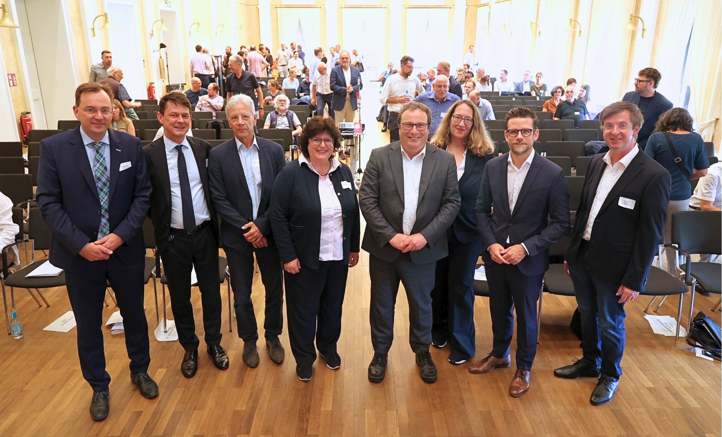 Die Auswirkungen des Tagebaus seit 25 Jahren fest im Blick