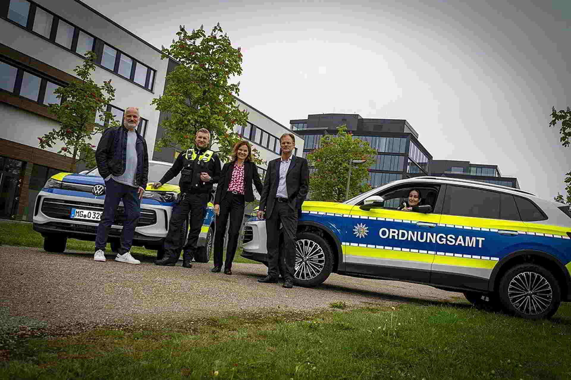 Zwei Einsatzkräfte des KOS verletzt – Stadt verurteilt Angriff auf Ordnungskräfte