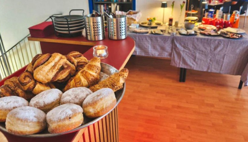 Einladung zum kostenlosen Marktfrühstück im Parteibüro