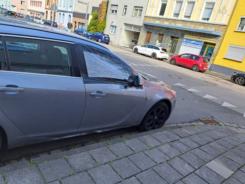 Mehrere KFZ-Aufbrüche auf der Kattowitzer Straße sorgen für Empörung